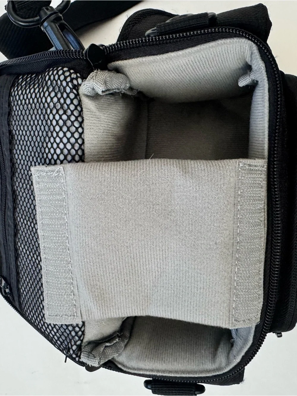 Lowepro Camera Bag Shoulder Strap Black Padded DSLR Gadget Case Compact
